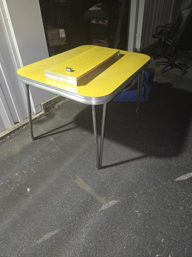 Vintage retro yellow - yellow, laminate